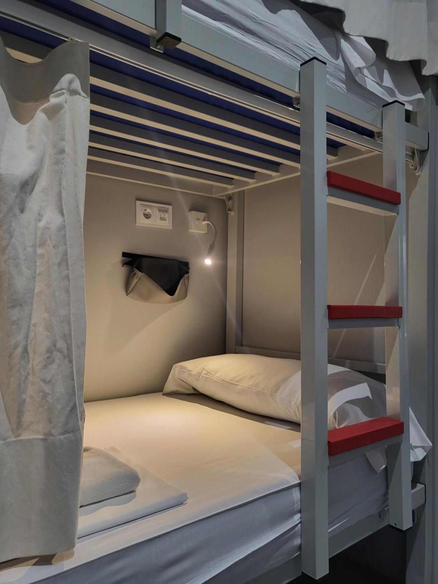Acola Sport Hostel Ποντεβέντρα Εξωτερικό φωτογραφία